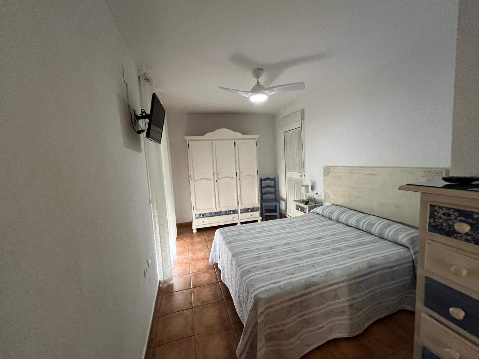 Apartamentos Turisticos Paraiso Andaluz 克莉丝蒂娜岛 外观 照片