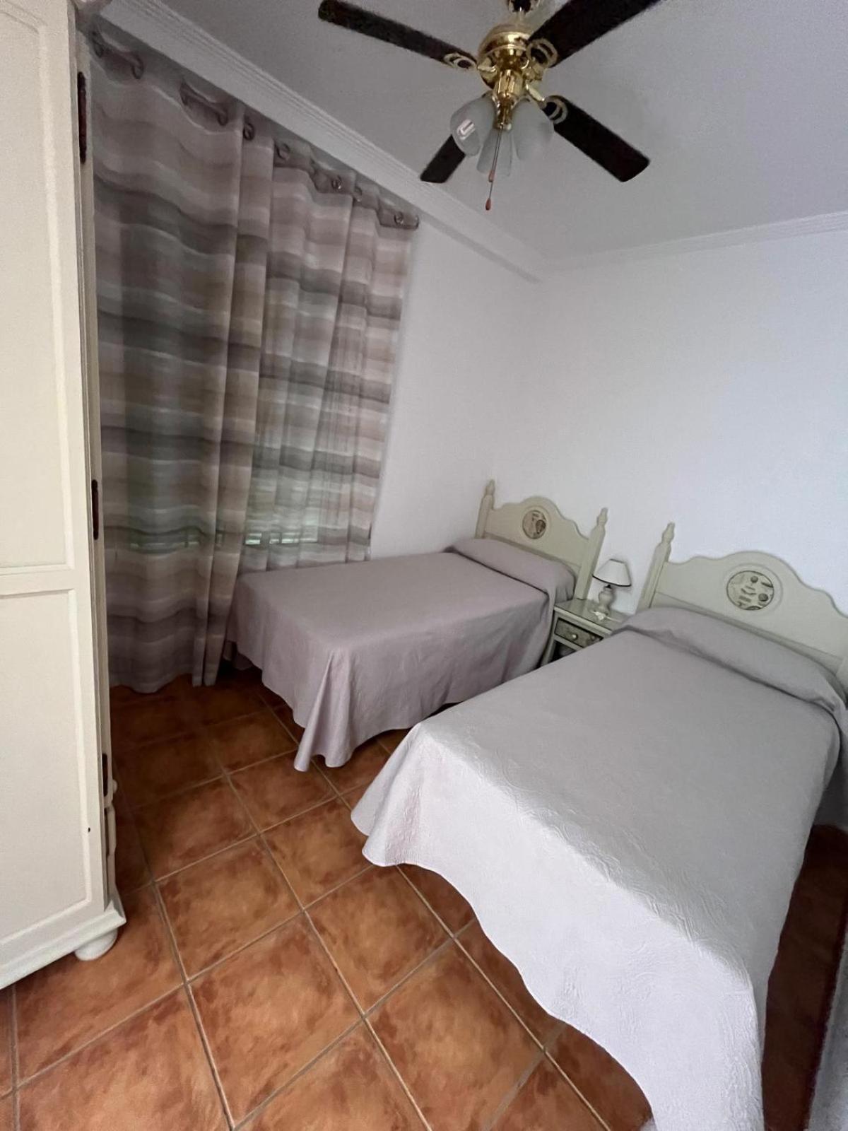 Apartamentos Turisticos Paraiso Andaluz 克莉丝蒂娜岛 外观 照片