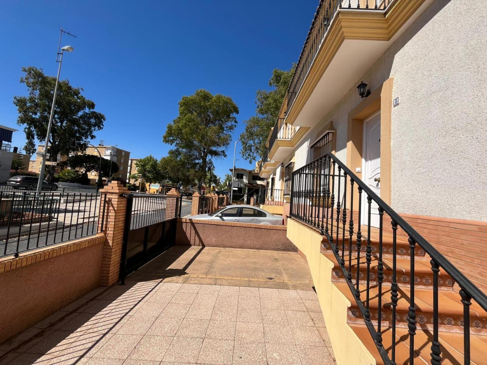 Apartamentos Turisticos Paraiso Andaluz 克莉丝蒂娜岛 外观 照片