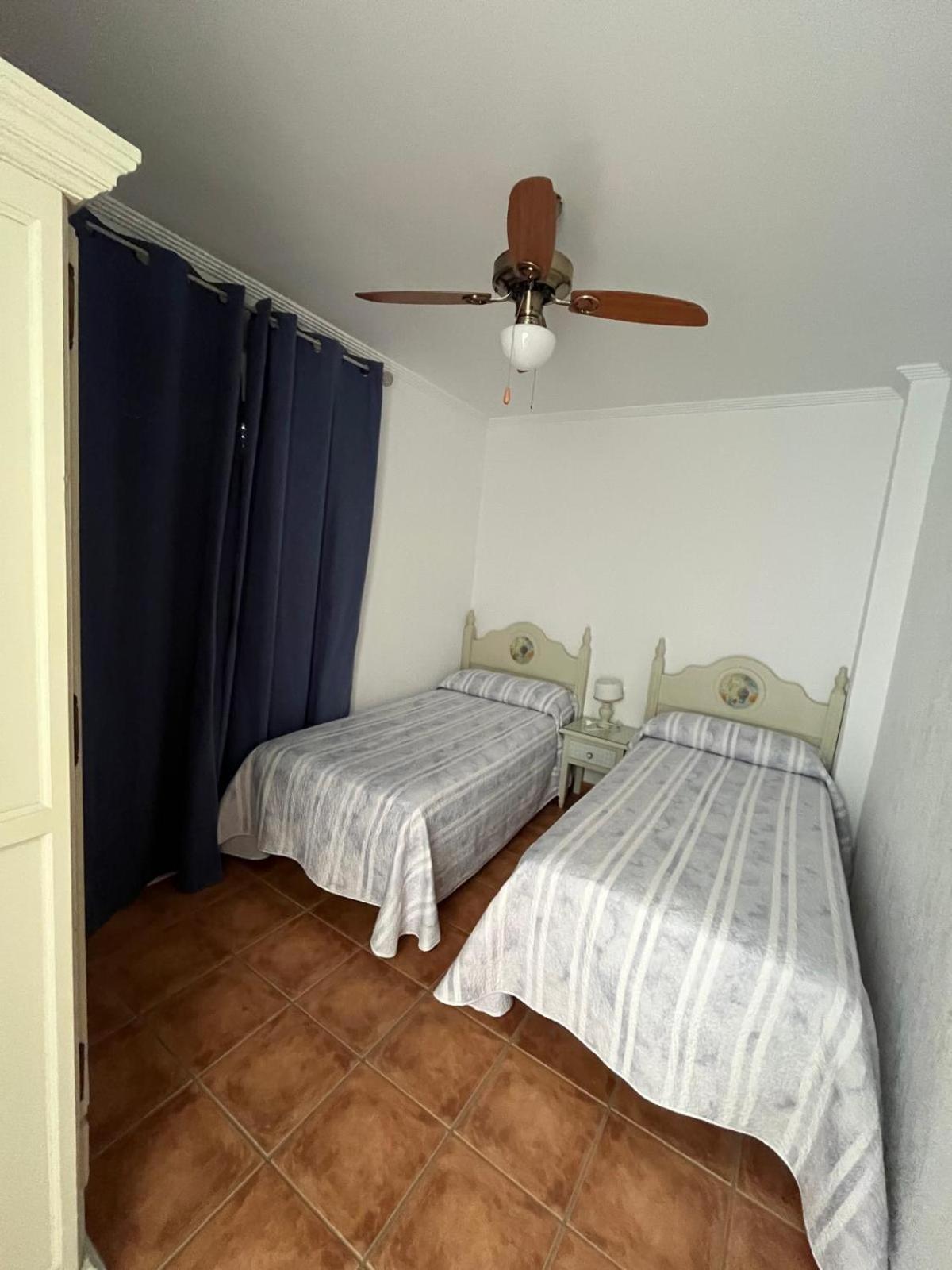Apartamentos Turisticos Paraiso Andaluz 克莉丝蒂娜岛 外观 照片